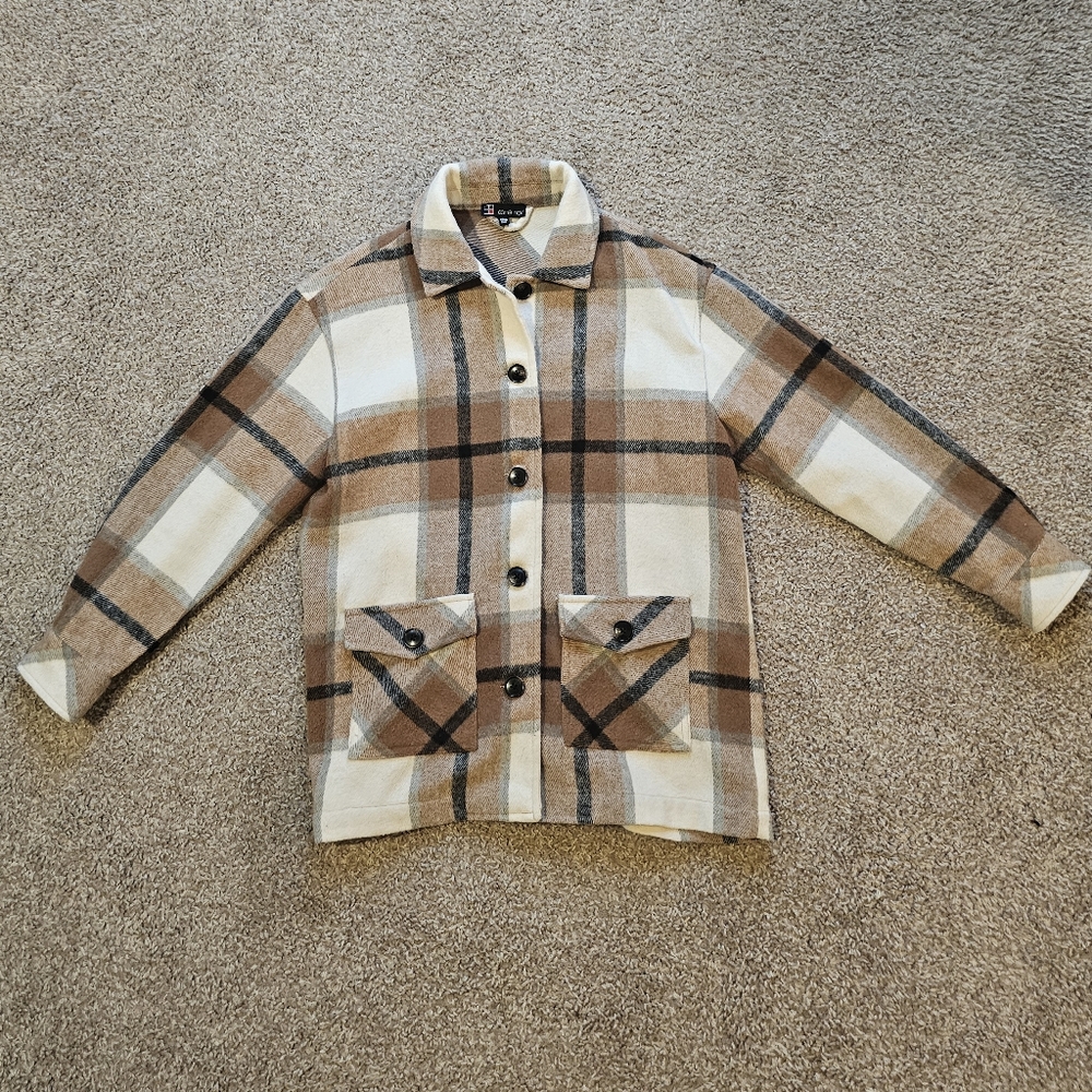 Carré Noir Plaid Shacket Size Small - Picture 2 of 6
